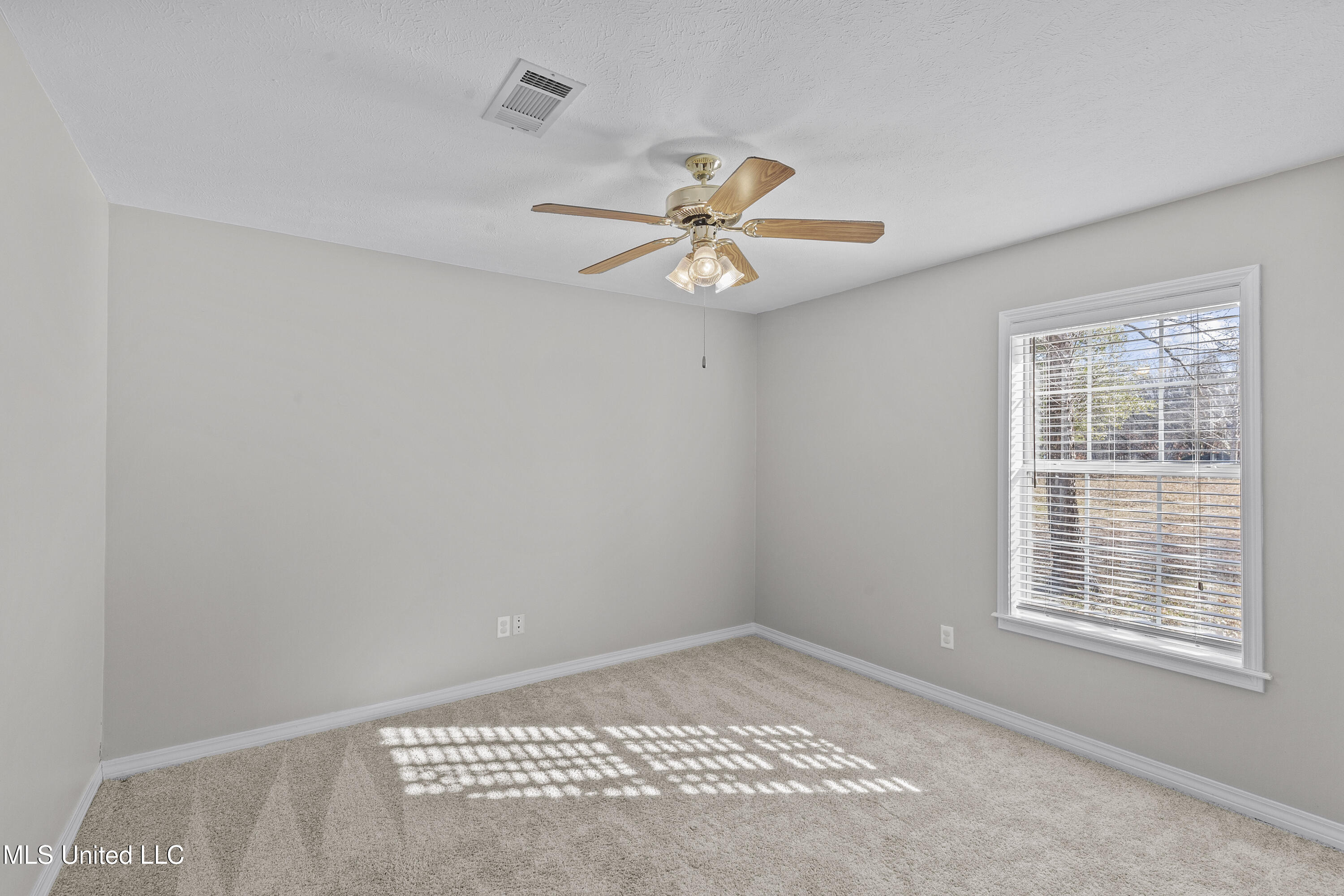 556 Countryside Place