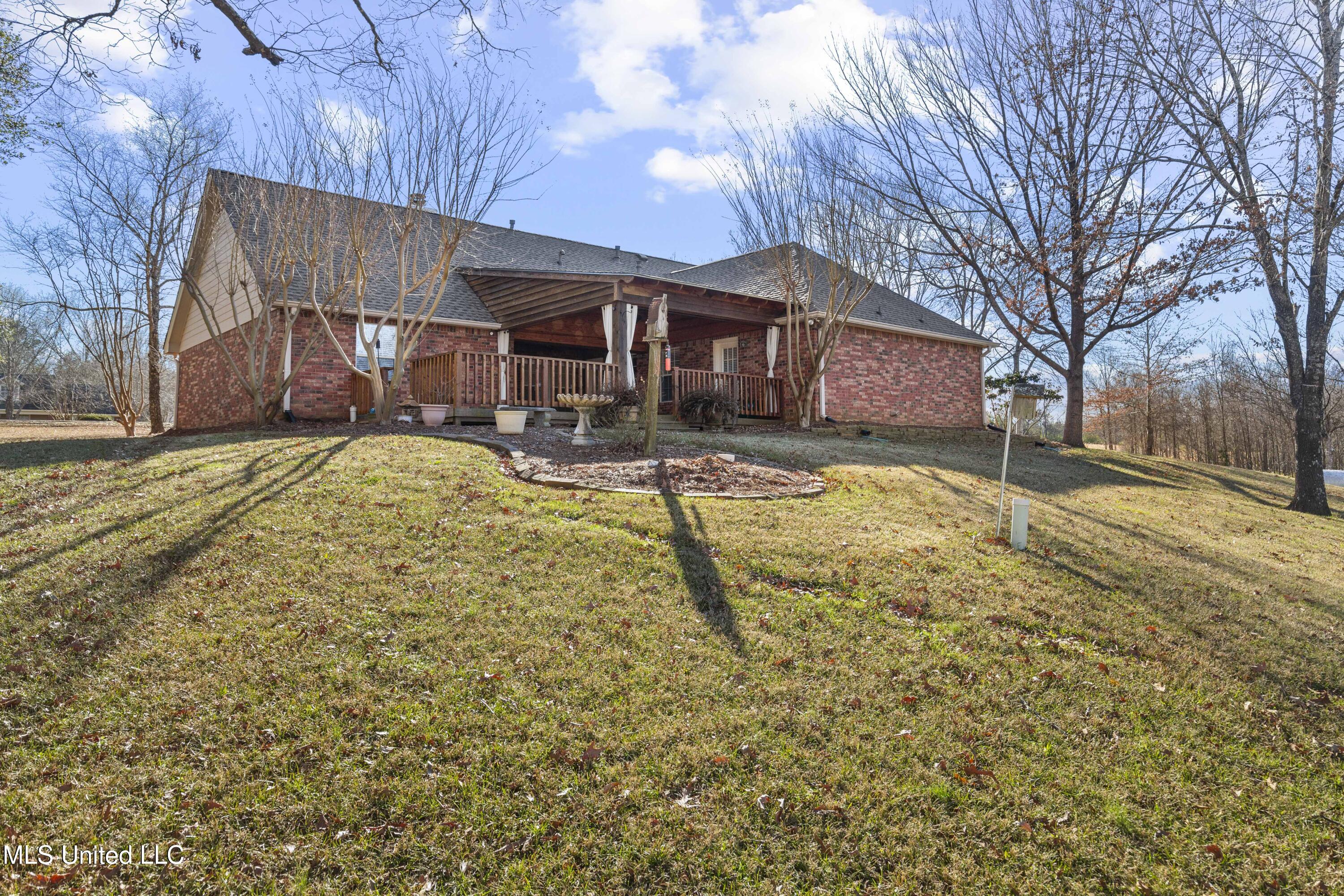556 Countryside Place