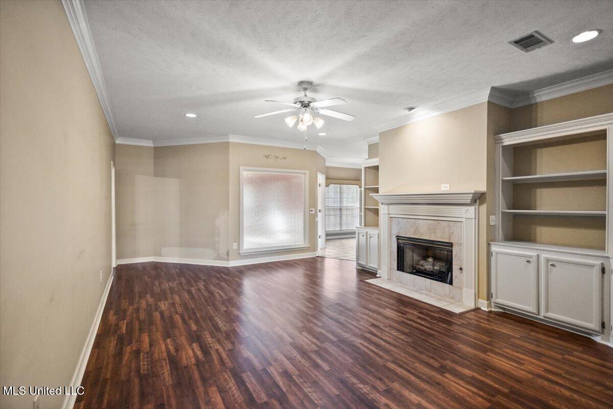152 Pavilion Drive