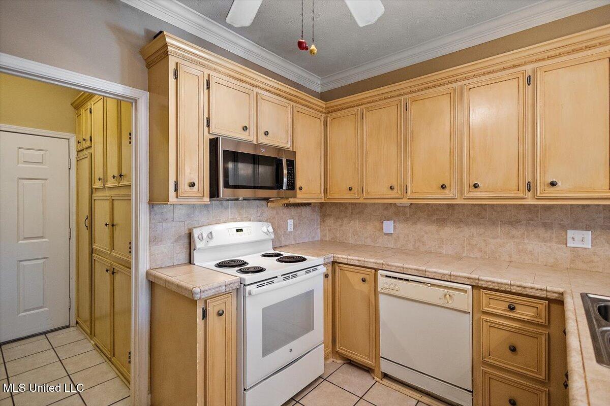 152 Pavilion Drive