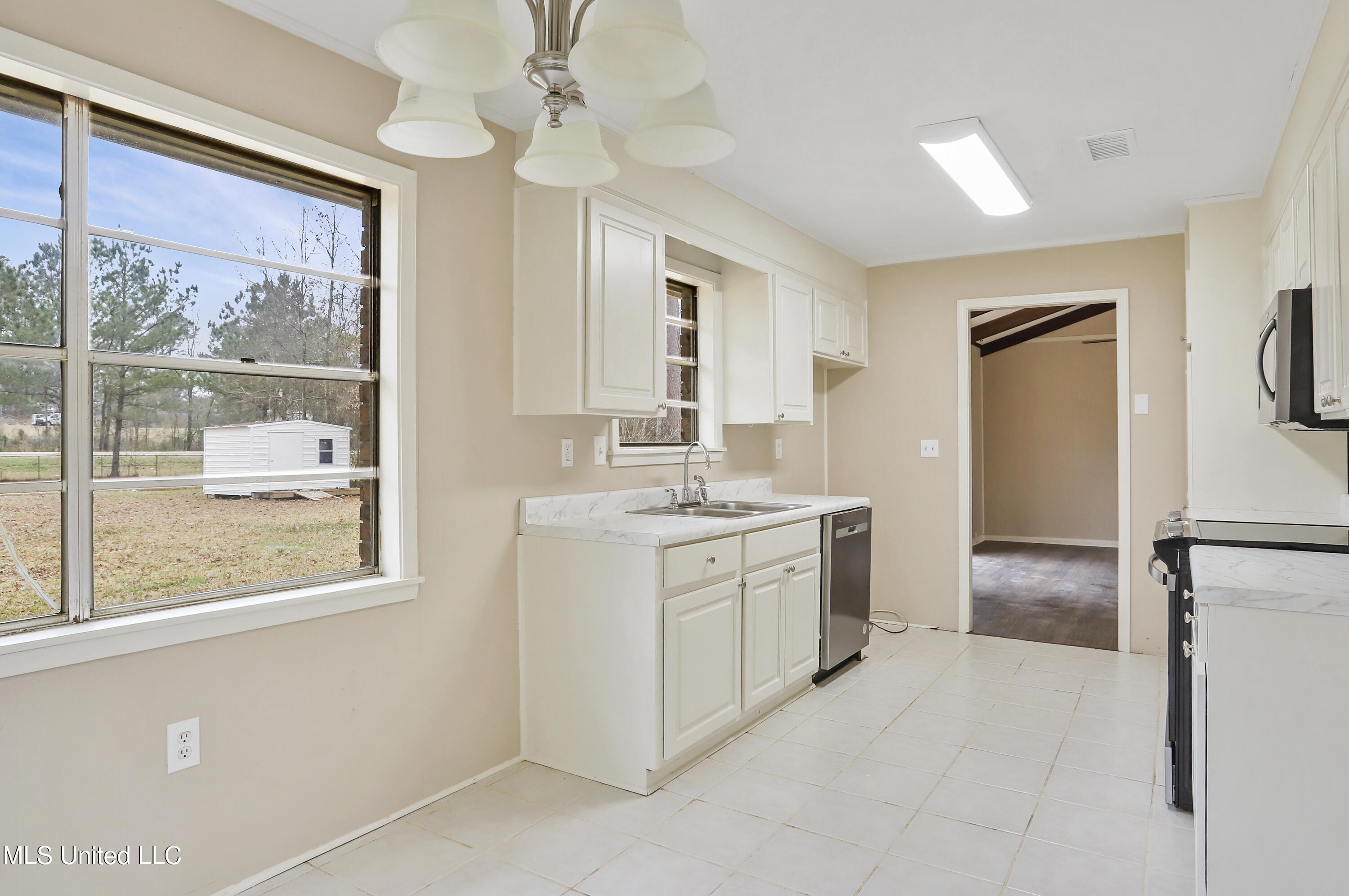 3521 Beaumont Drive
