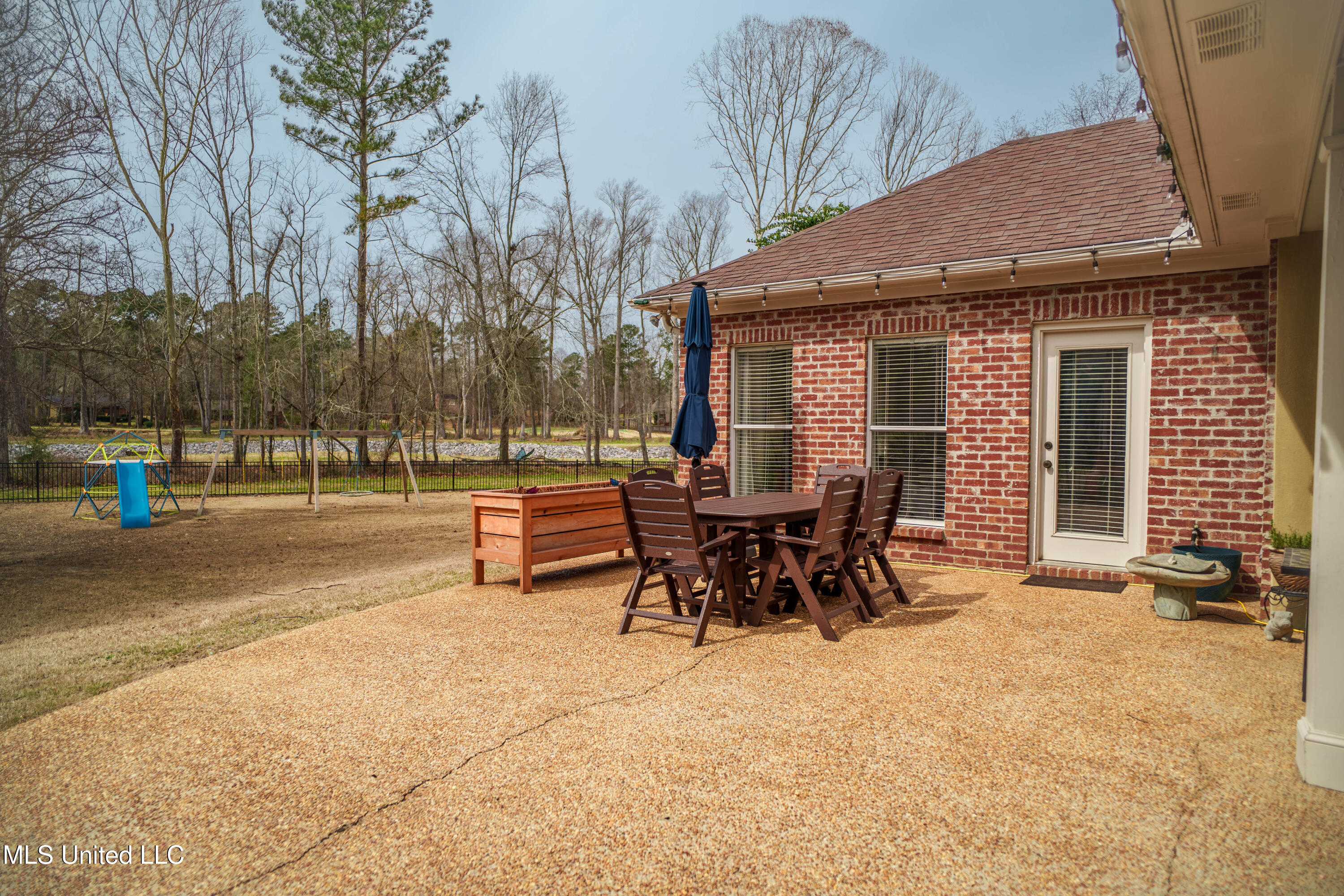 183 Woodlands Green Drive