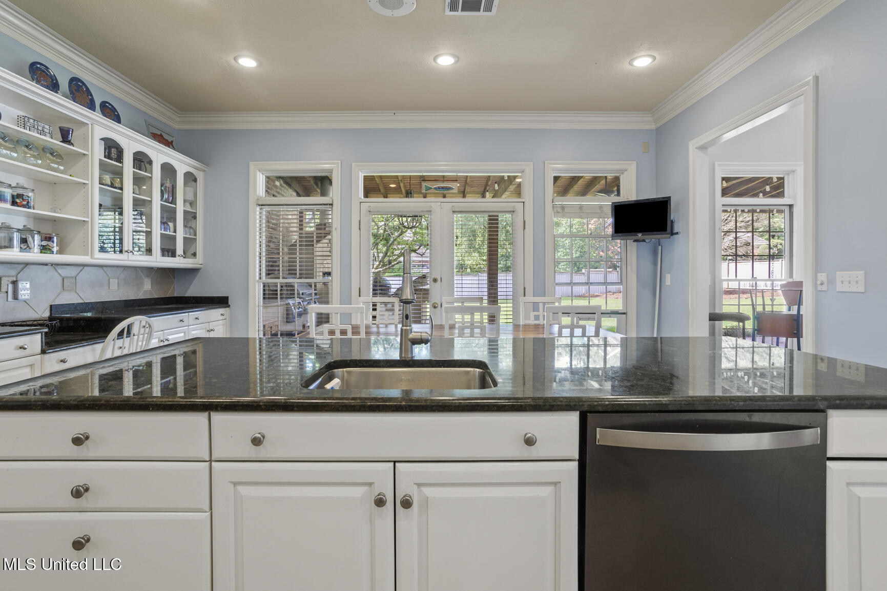 205 Bellewether