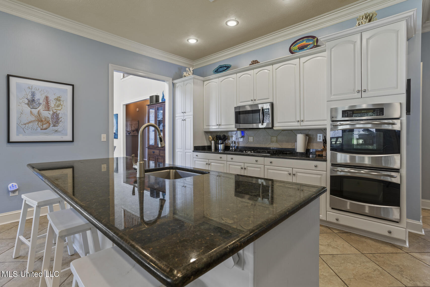 205 Bellewether