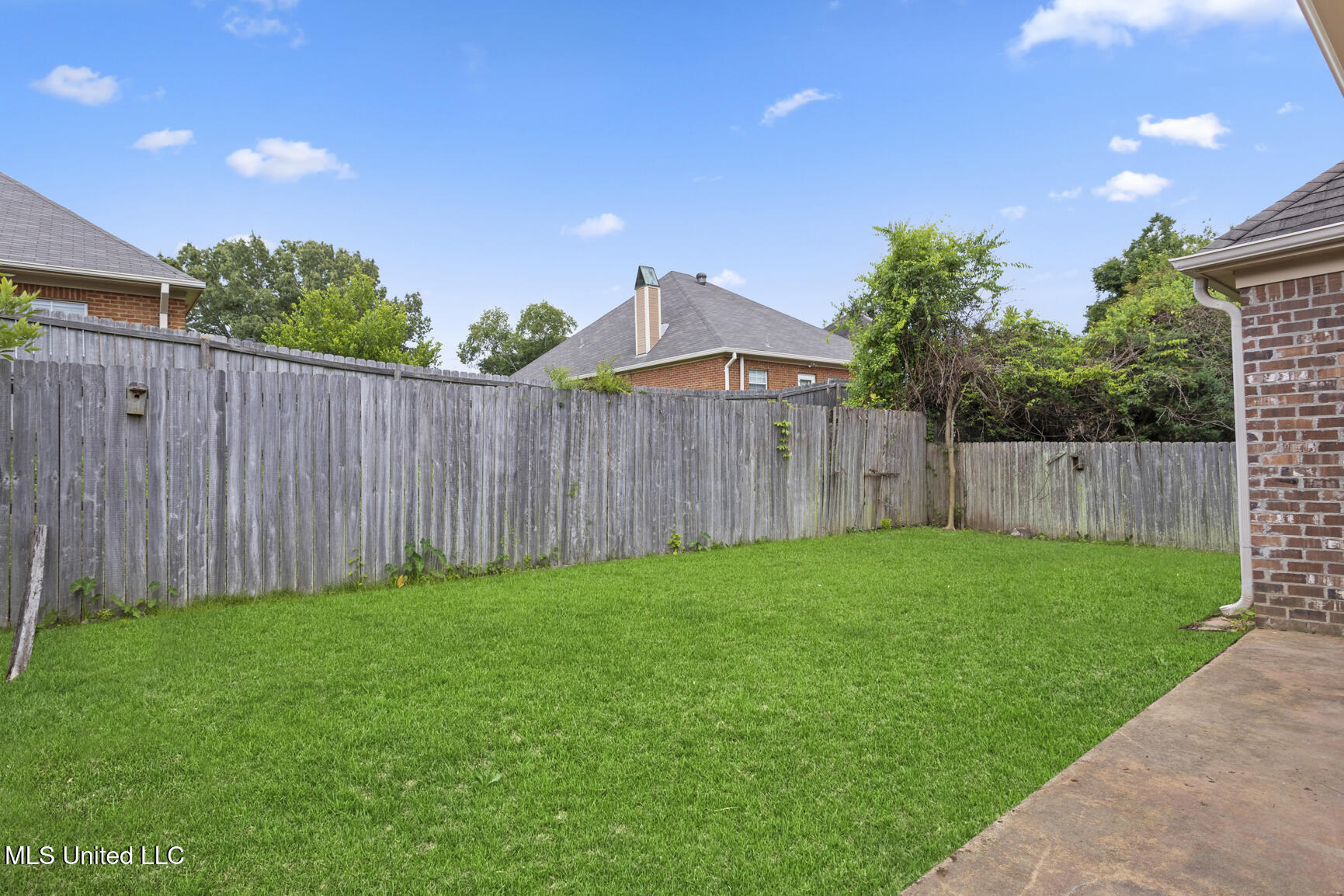 211 Lake Harbour Landing