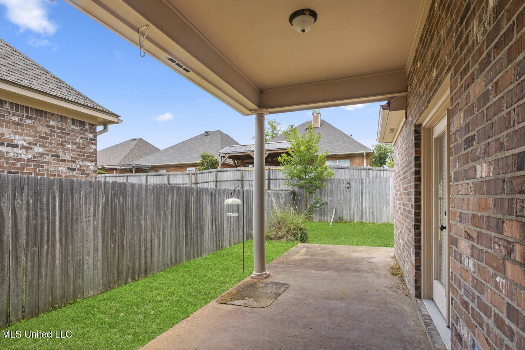 211 Lake Harbour Landing