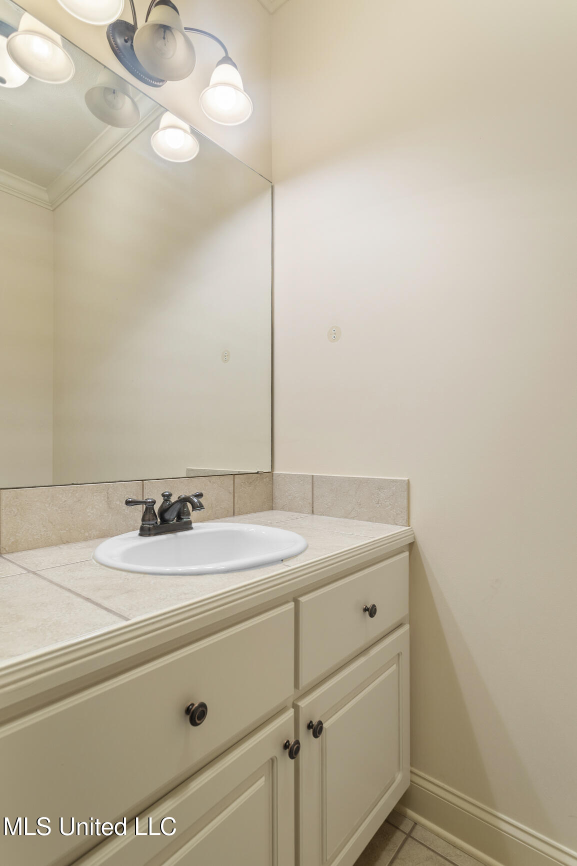 211 Lake Harbour Landing