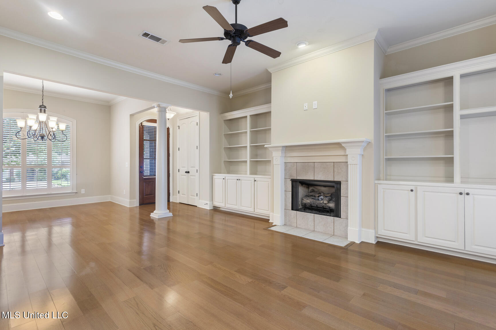 211 Lake Harbour Landing