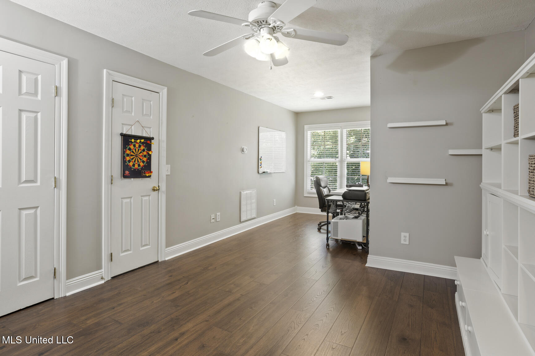 307 Hunters Crest