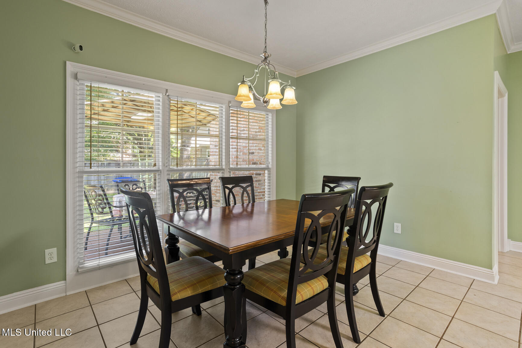 307 Hunters Crest