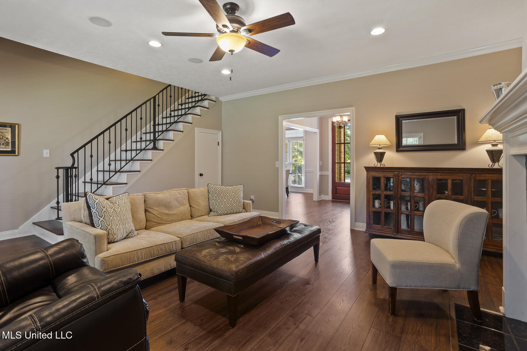 307 Hunters Crest