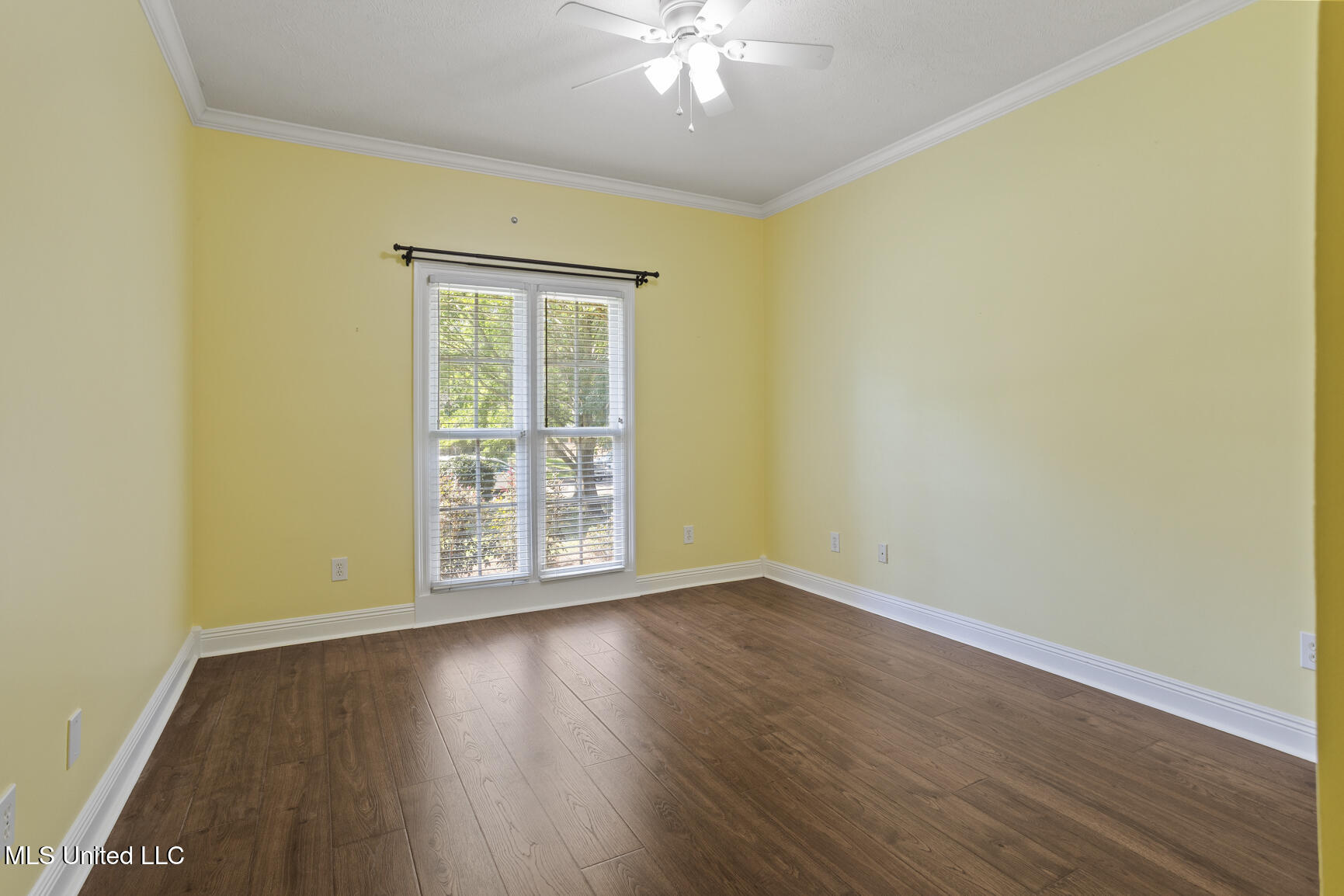 307 Hunters Crest
