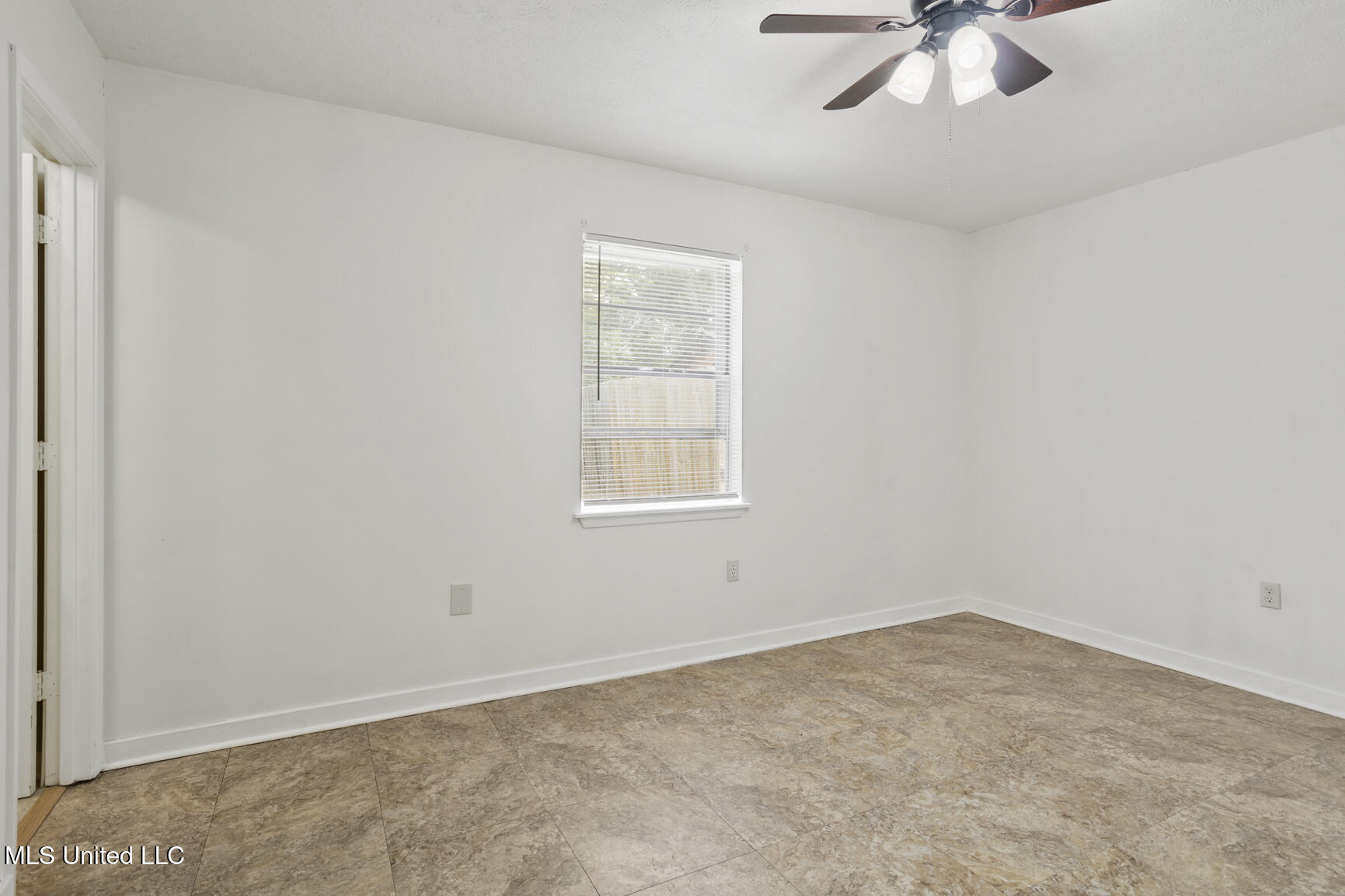 546 Hunters Creek Circle