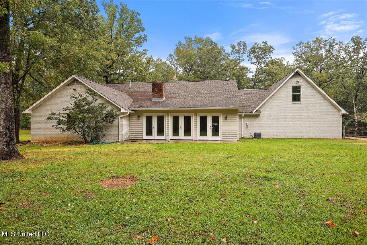 111 Meadowview Drive