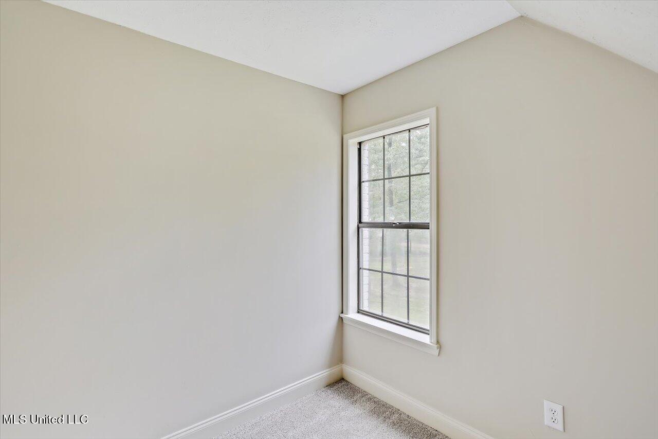 111 Meadowview Drive
