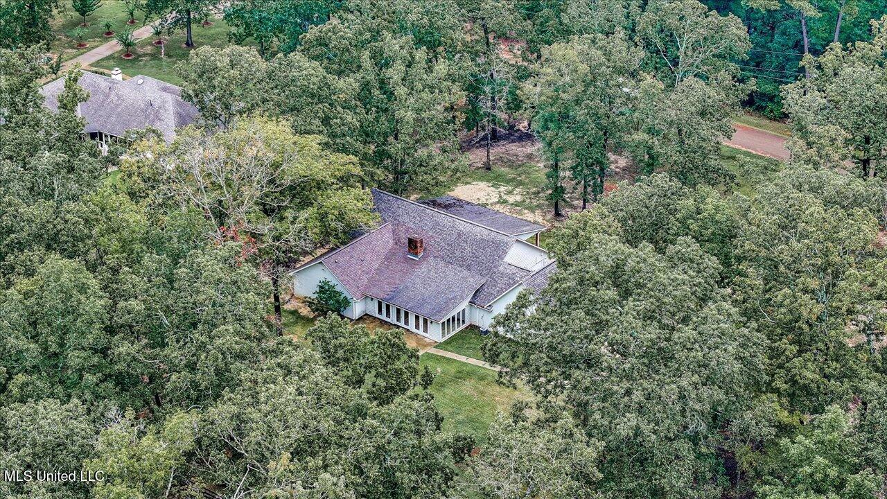 111 Meadowview Drive