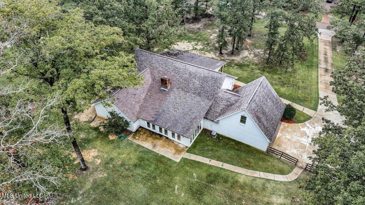111 Meadowview Drive