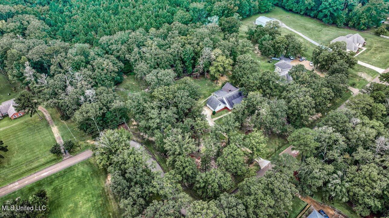 111 Meadowview Drive