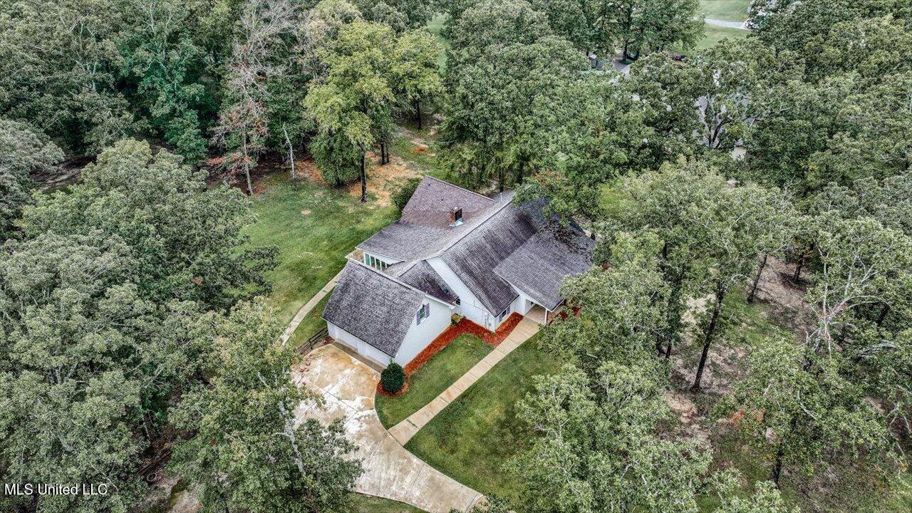 111 Meadowview Drive