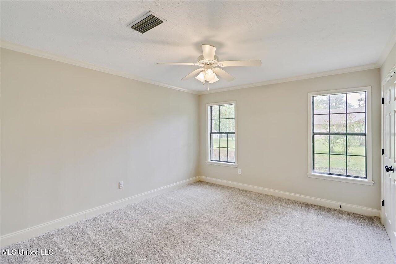 111 Meadowview Drive