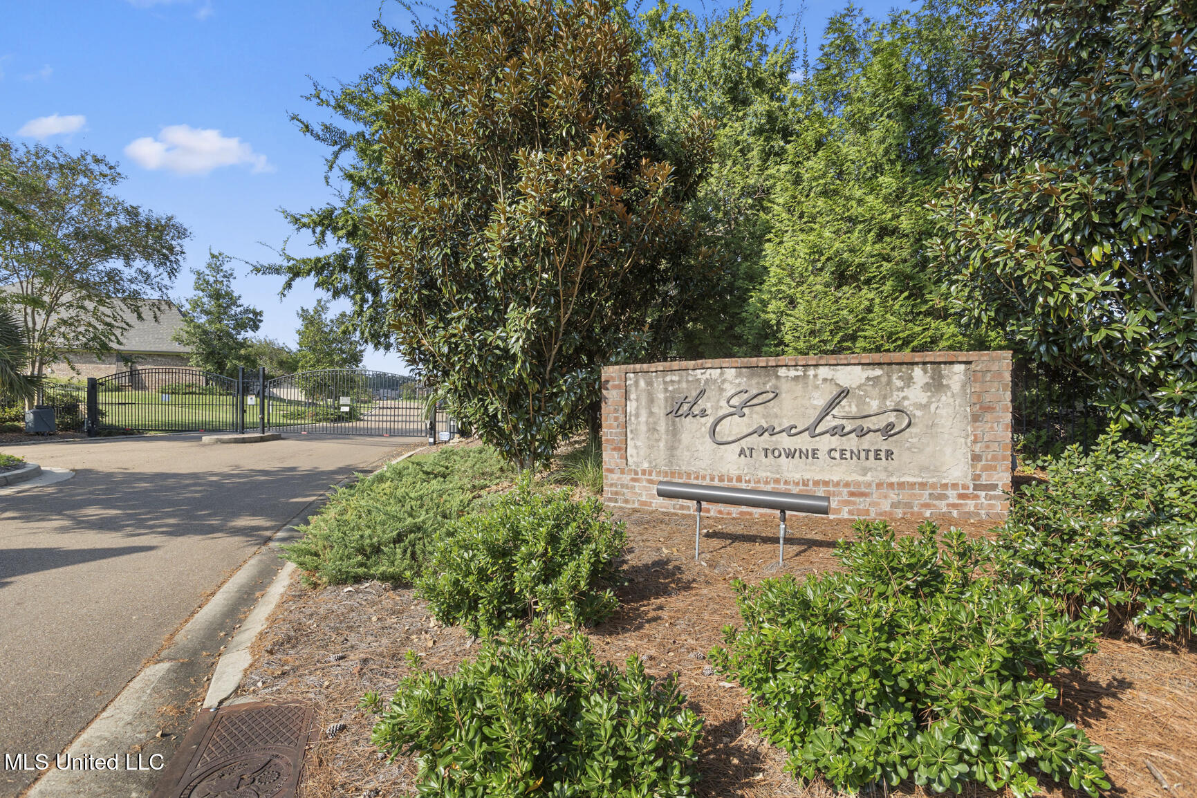 46 Enclave Circle