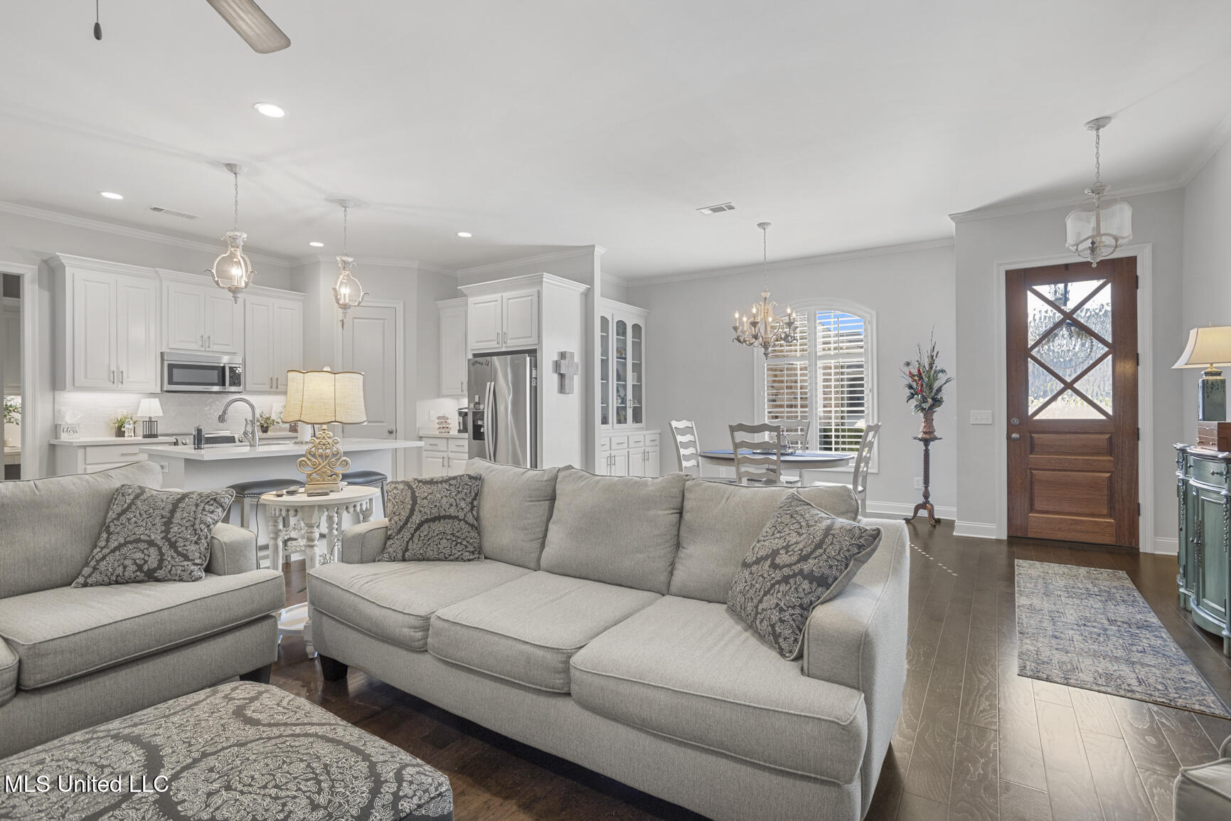 46 Enclave Circle