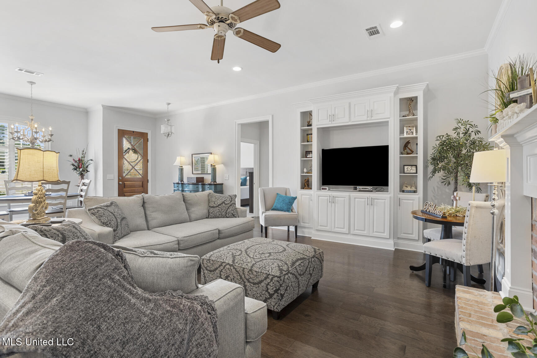 46 Enclave Circle