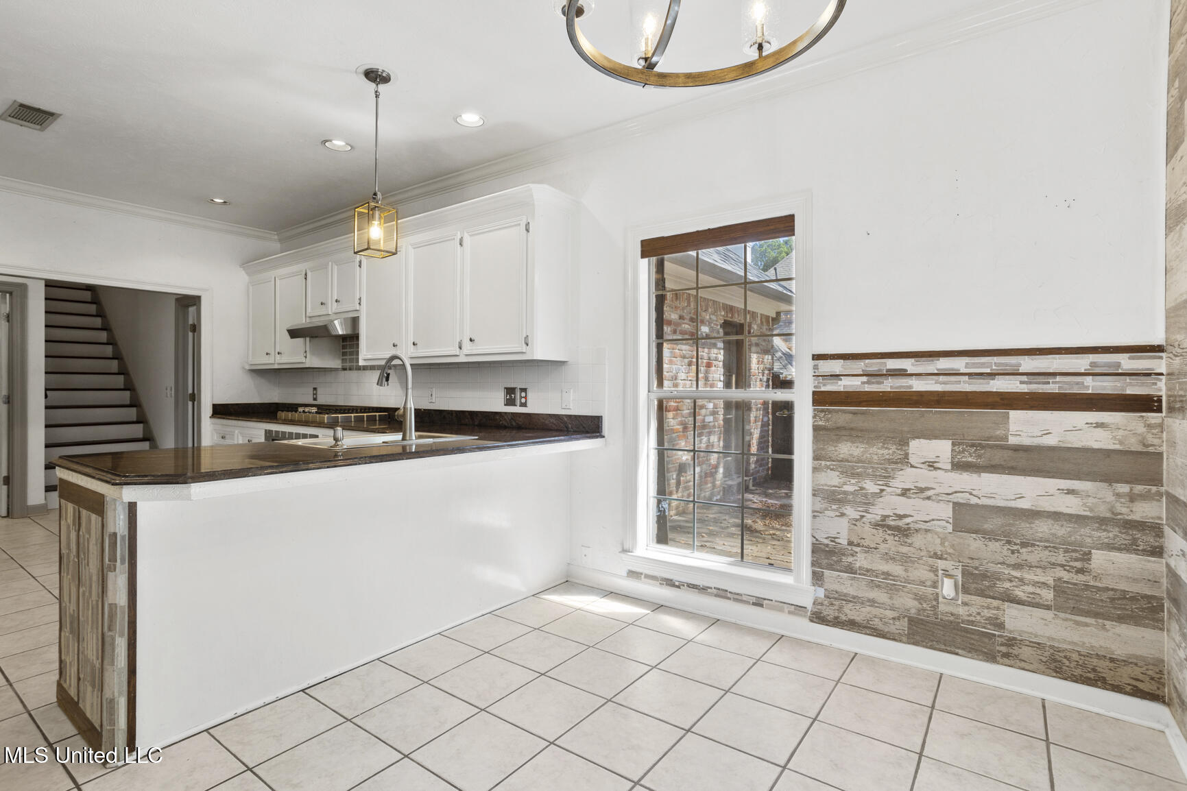 720 Woodgate Drive