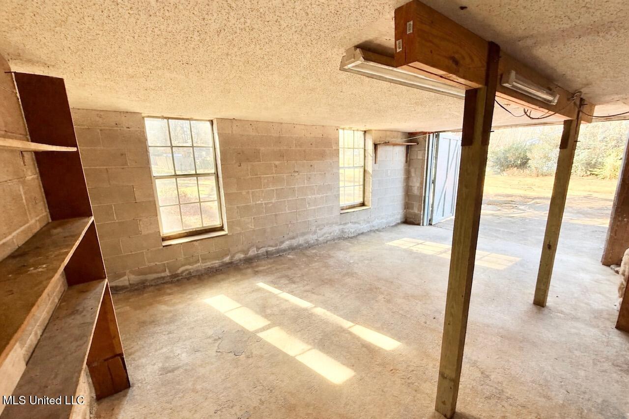 595 Halbert Heights Road