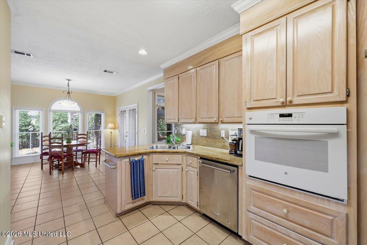 321 Indian Gate Circle