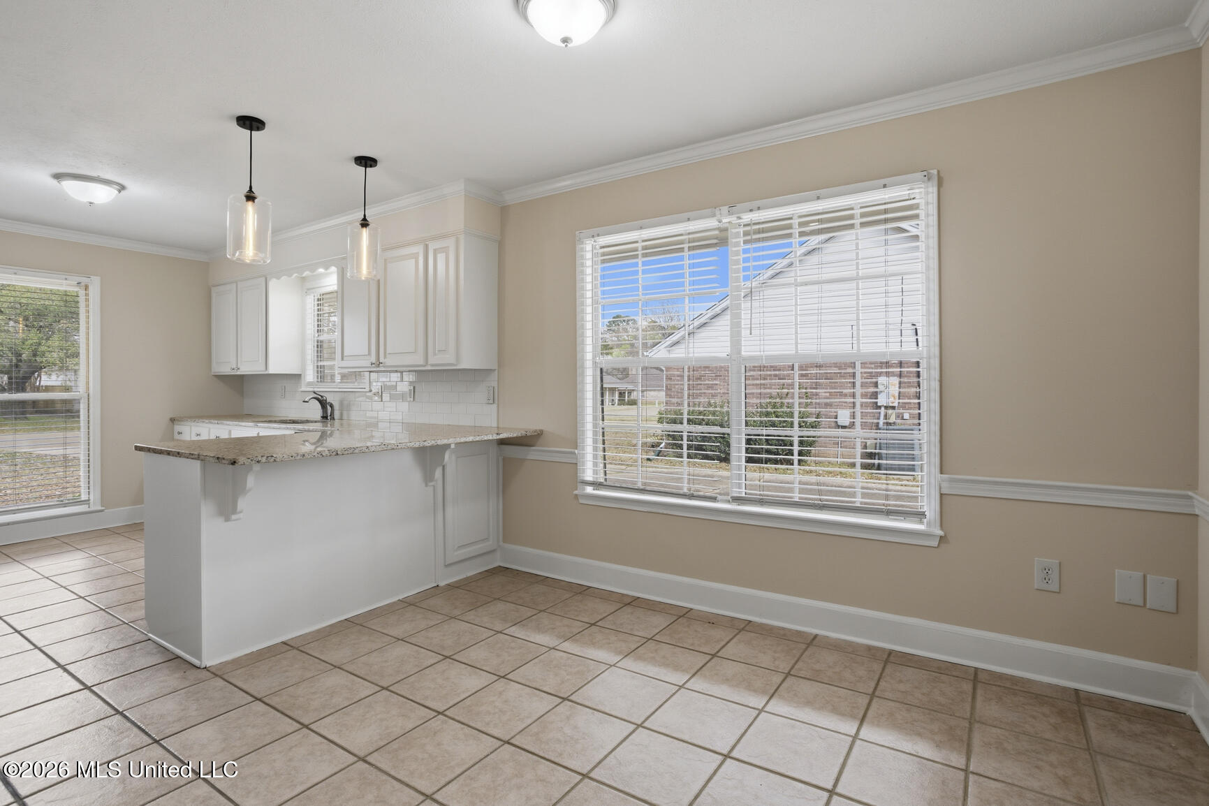 105 Oak Ridge Circle