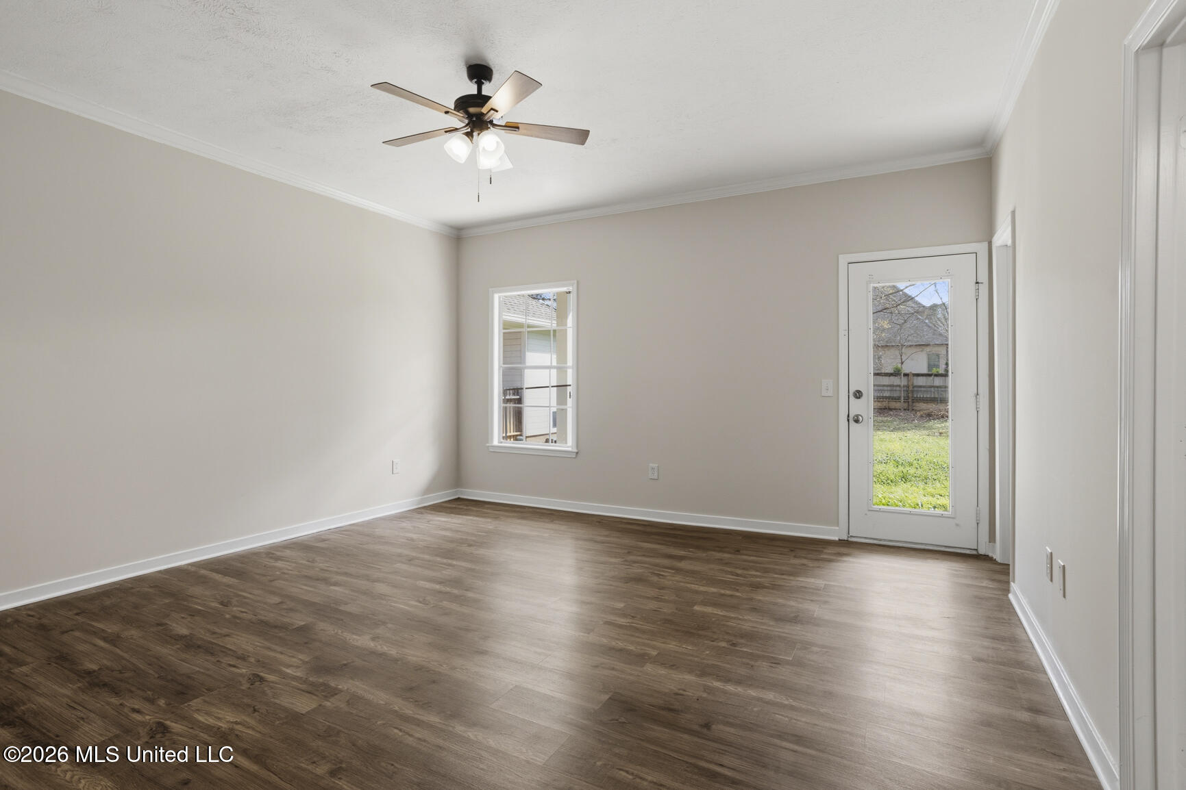 105 Oak Ridge Circle