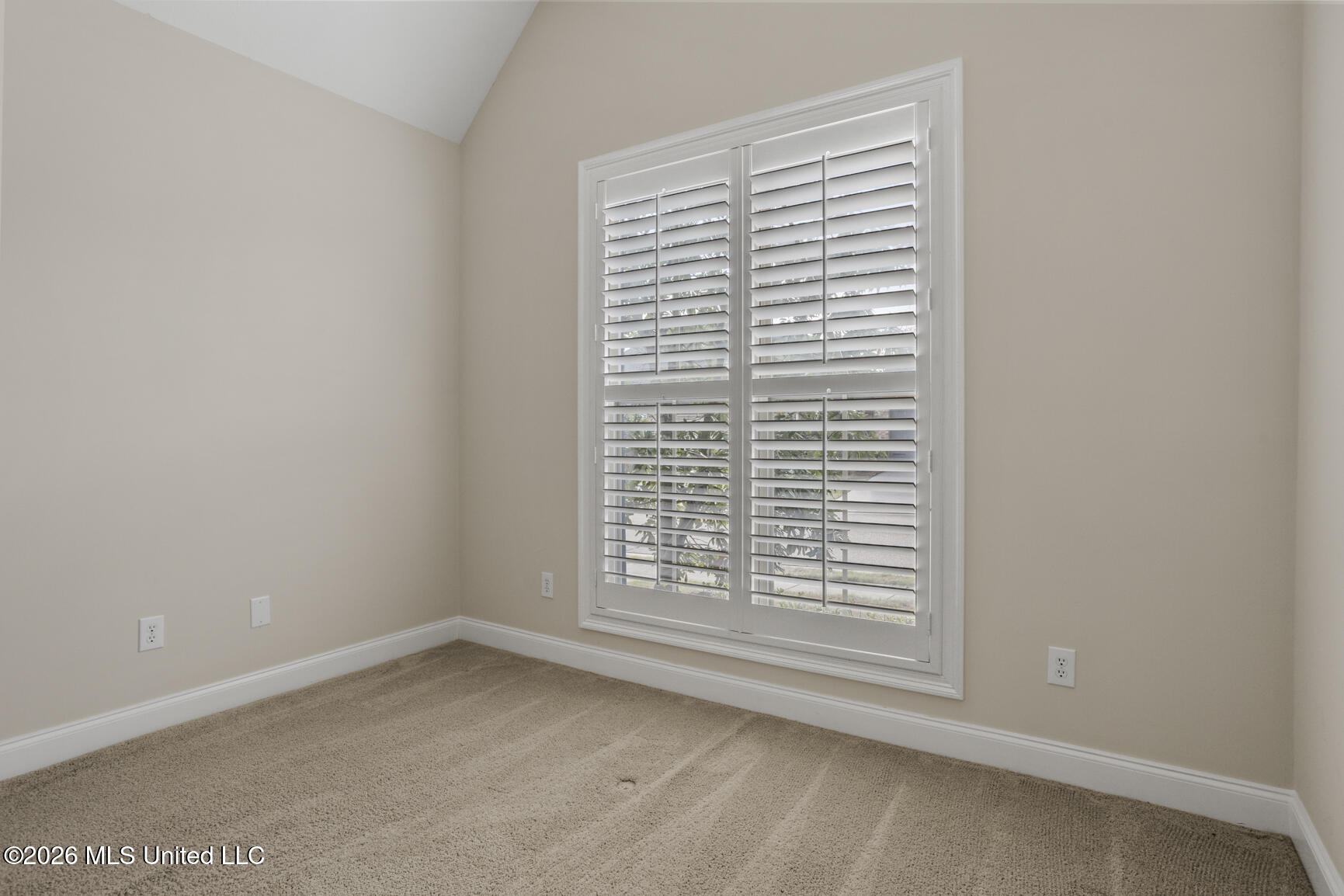 8 Enclave Circle