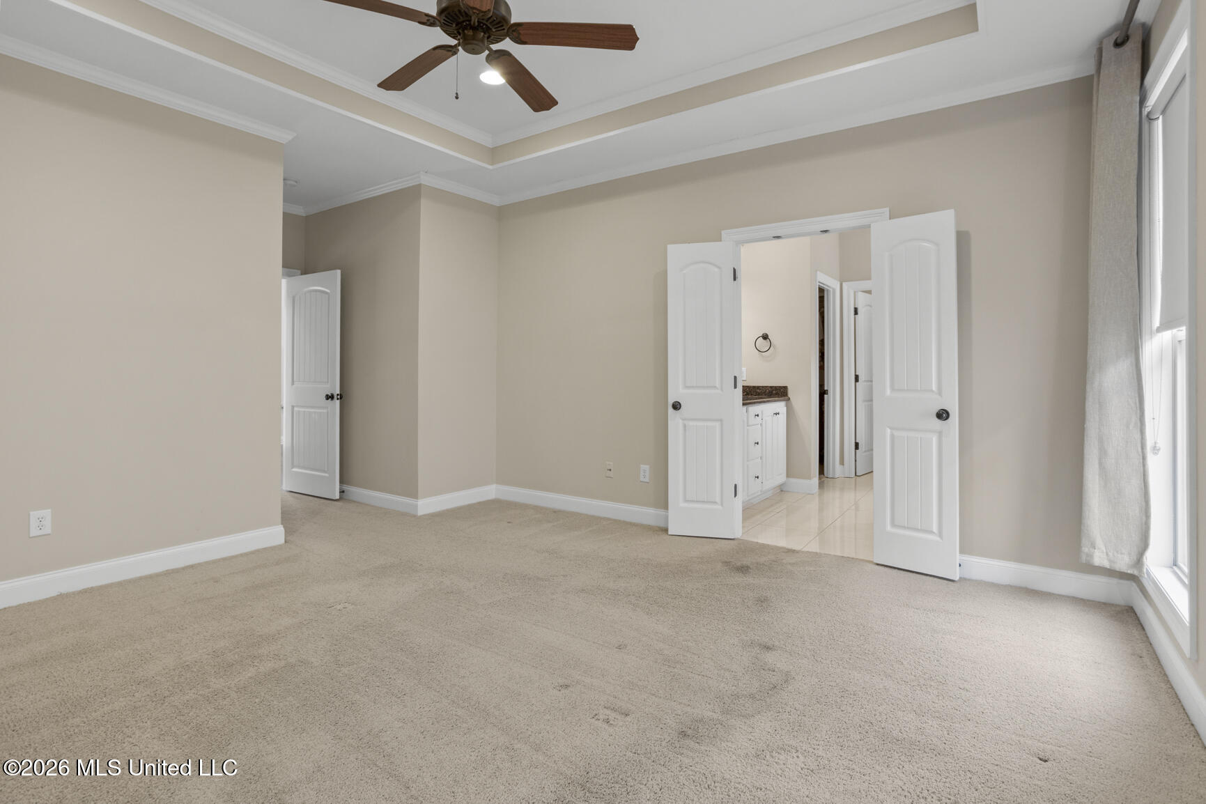 8 Enclave Circle
