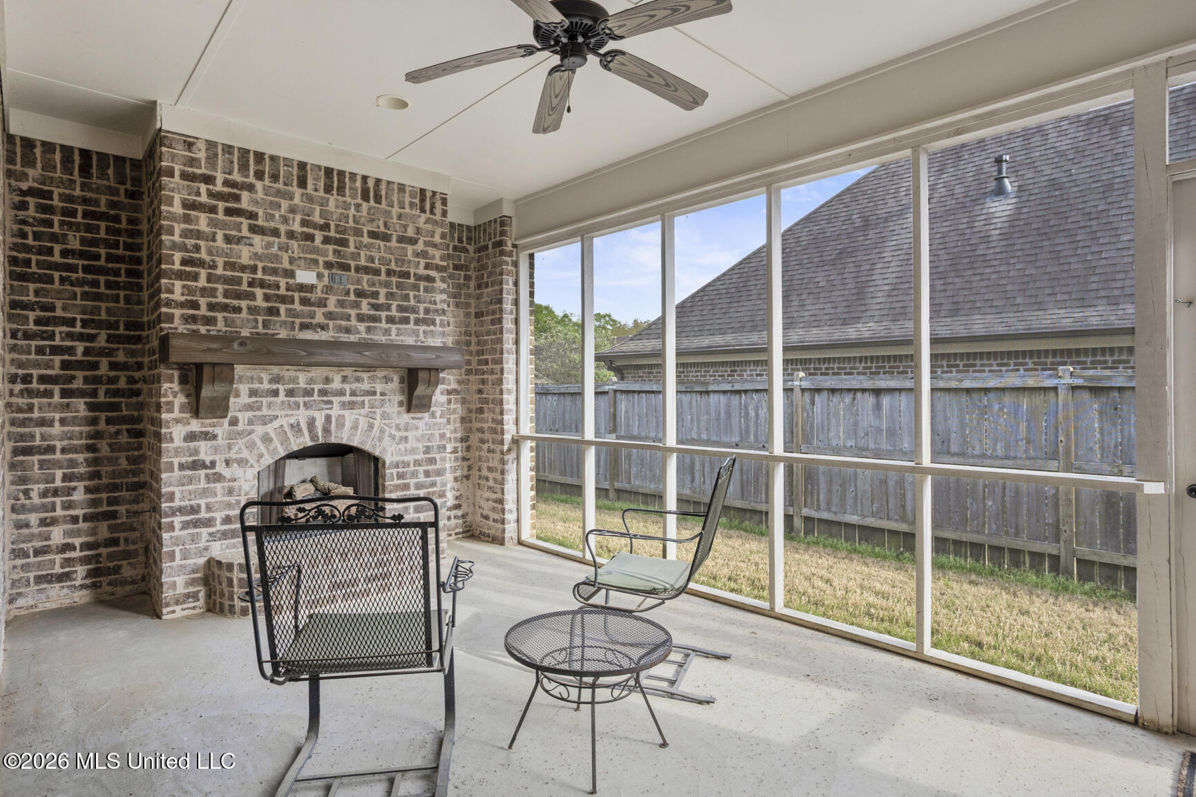 8 Enclave Circle