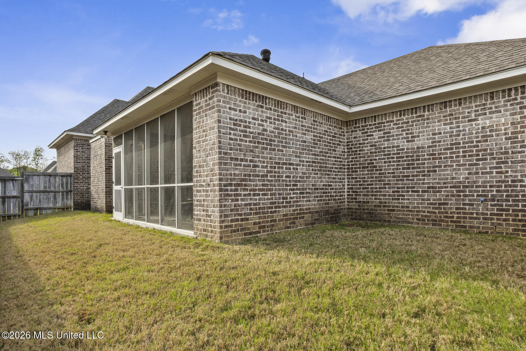 8 Enclave Circle