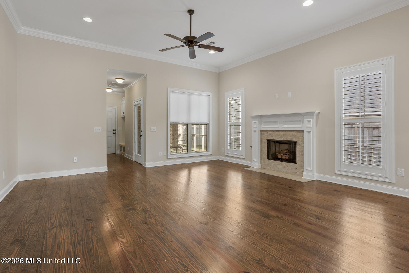 8 Enclave Circle