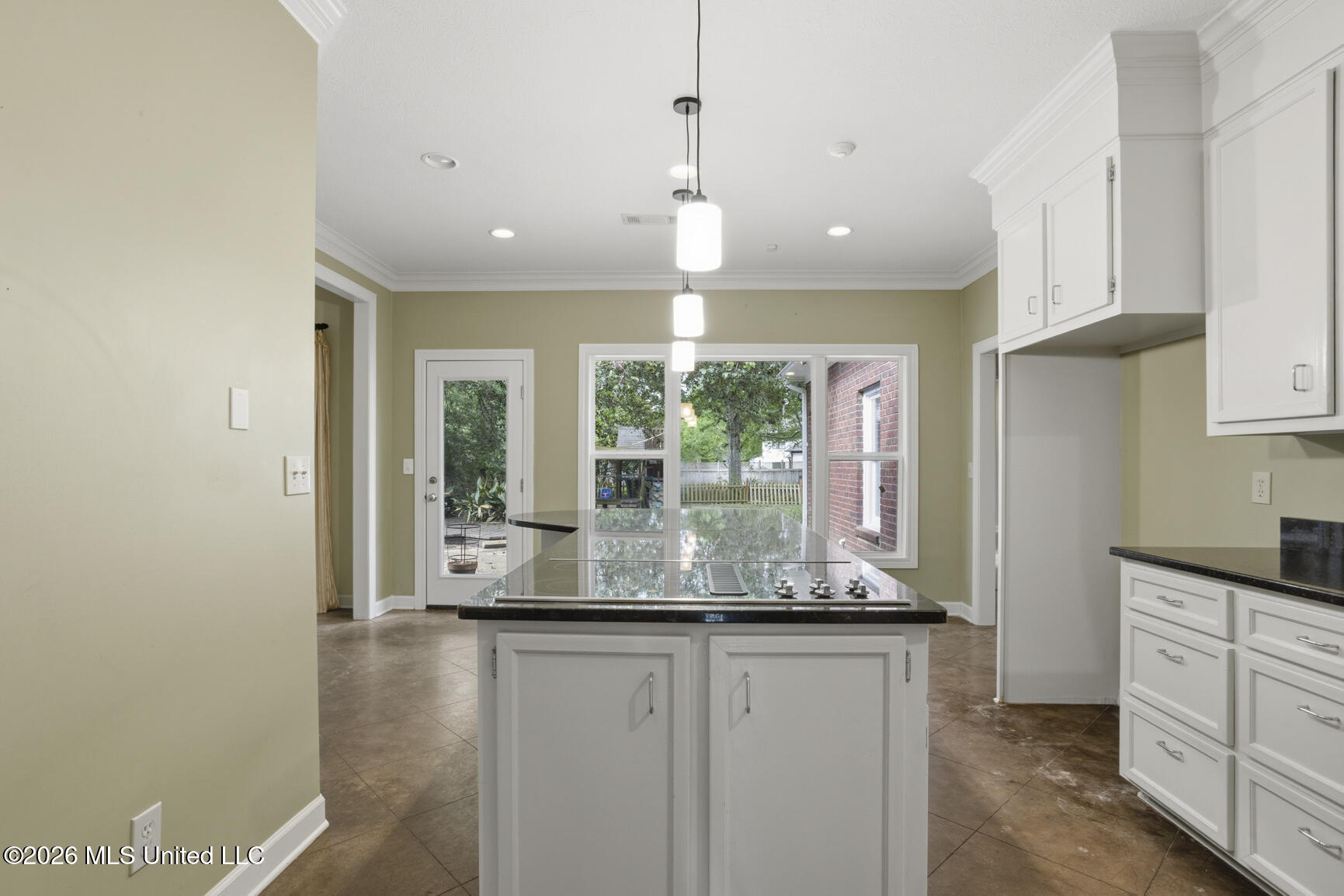 103 Hawthorne Ridge