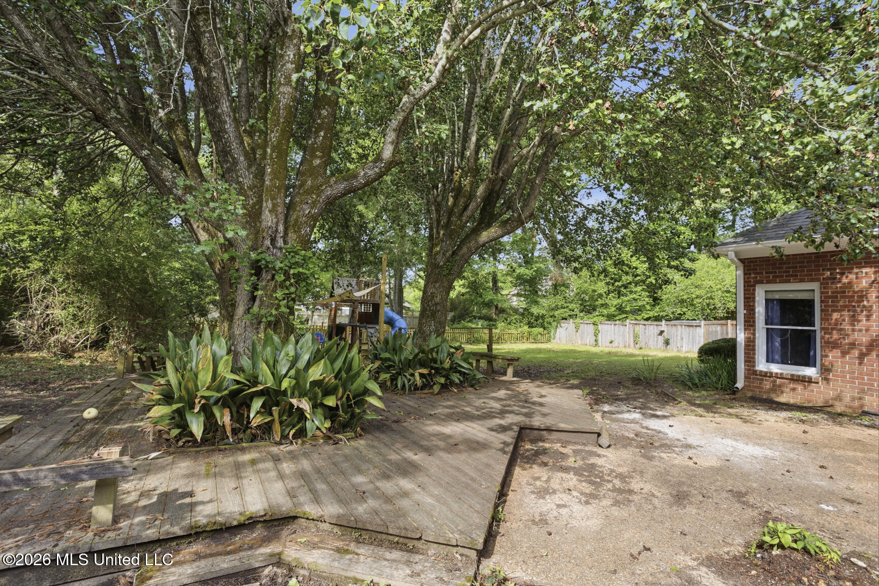 103 Hawthorne Ridge
