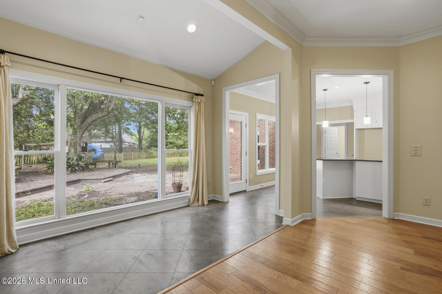 103 Hawthorne Ridge