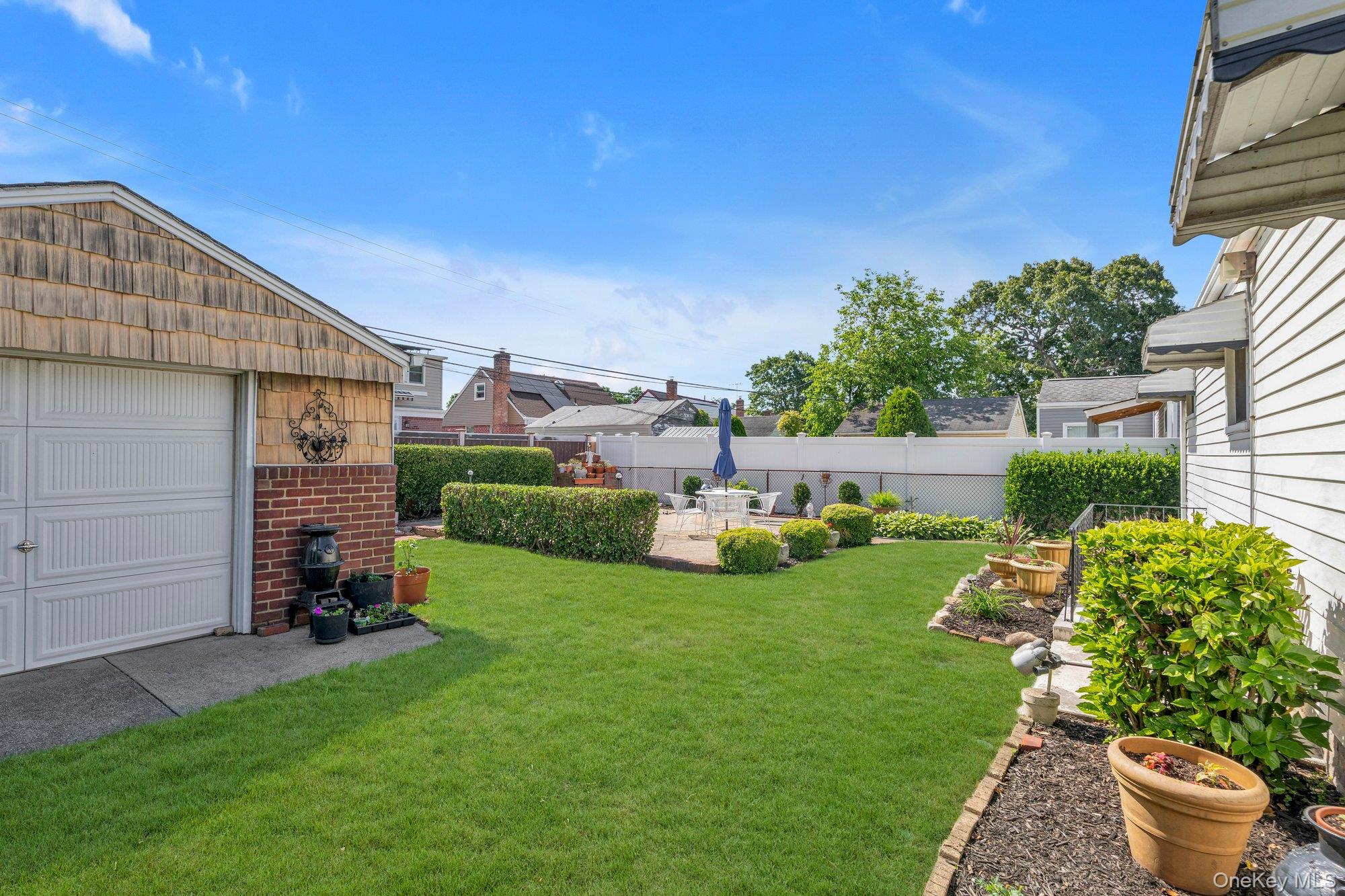 106 Green Avenue