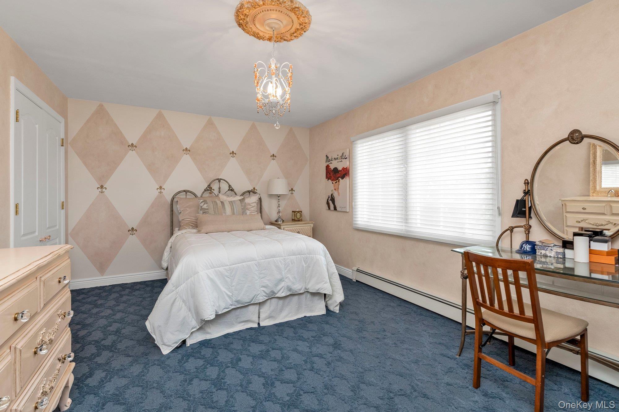 2114 Donna Drive