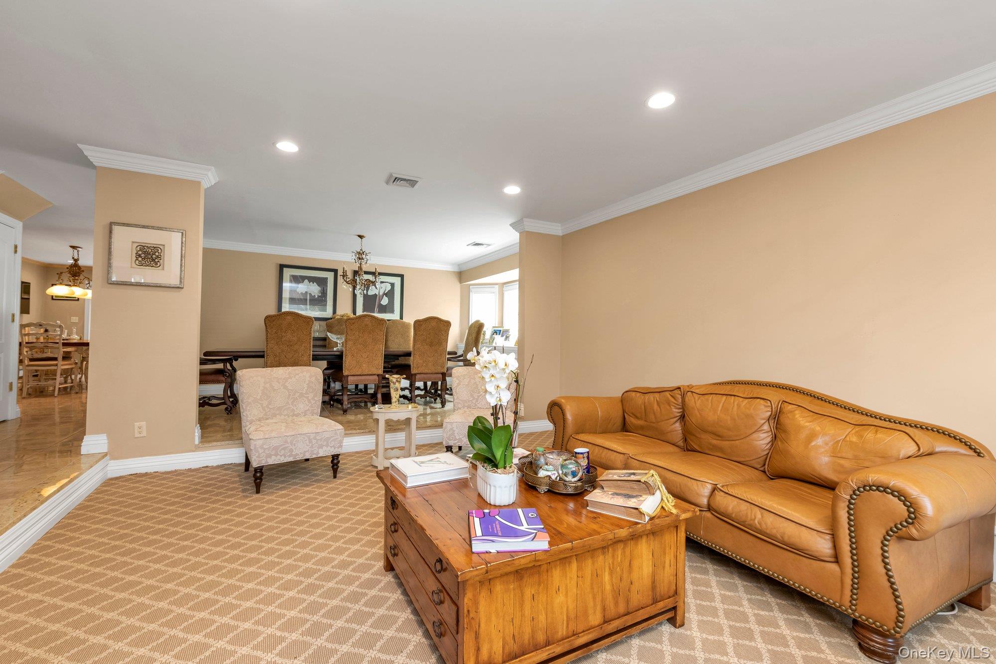 2114 Donna Drive