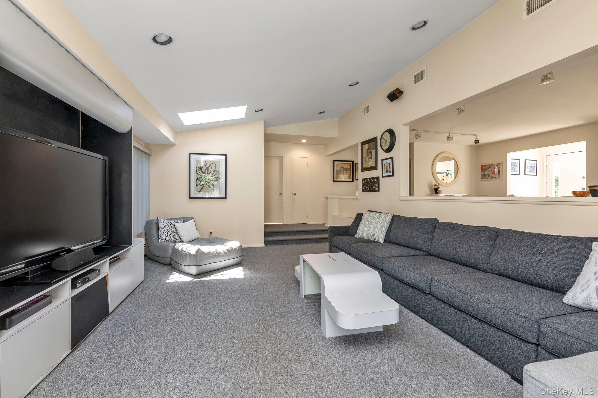 25 Linden Lane