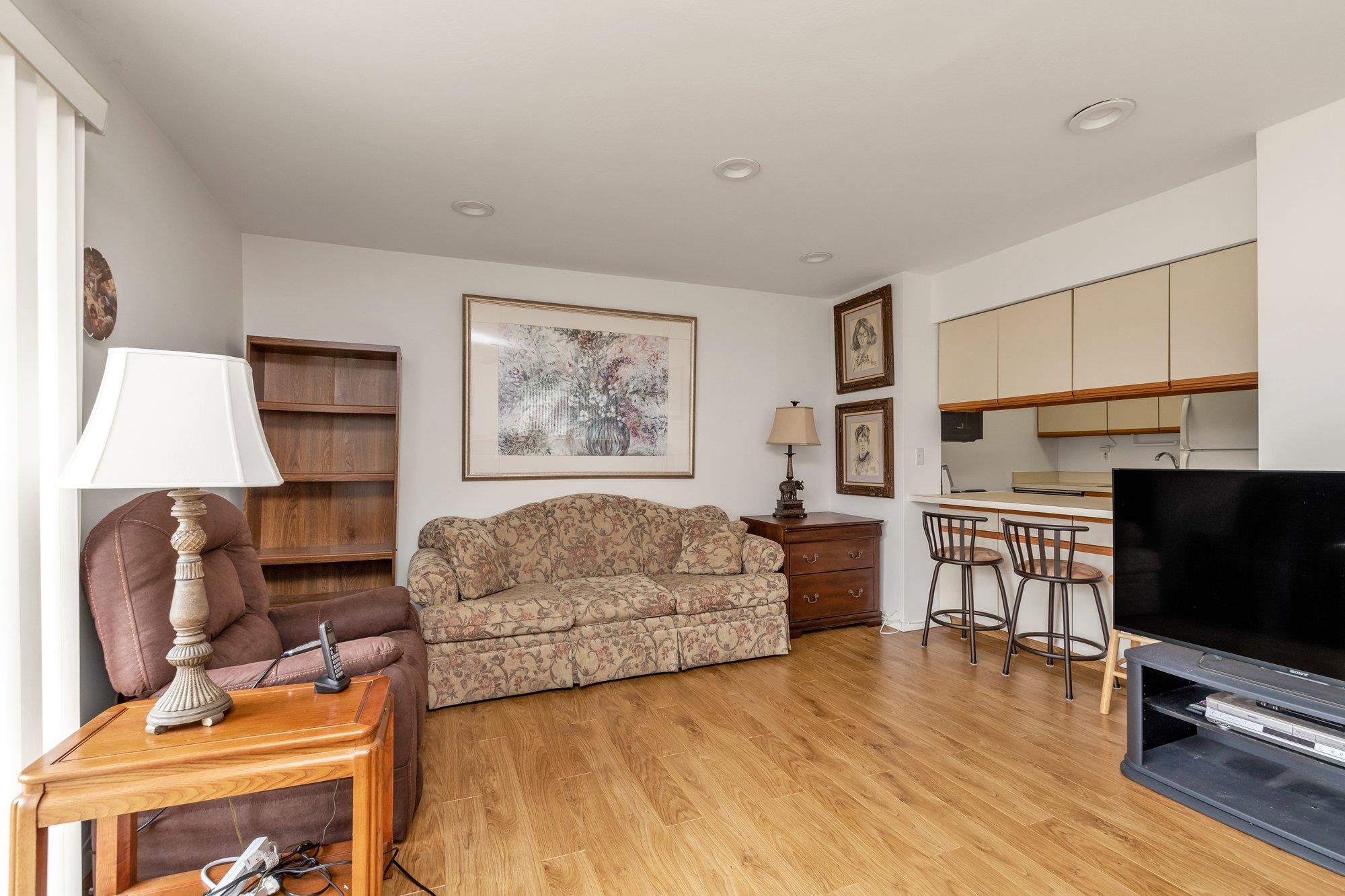 100 Daly Boulevard Unit: 911