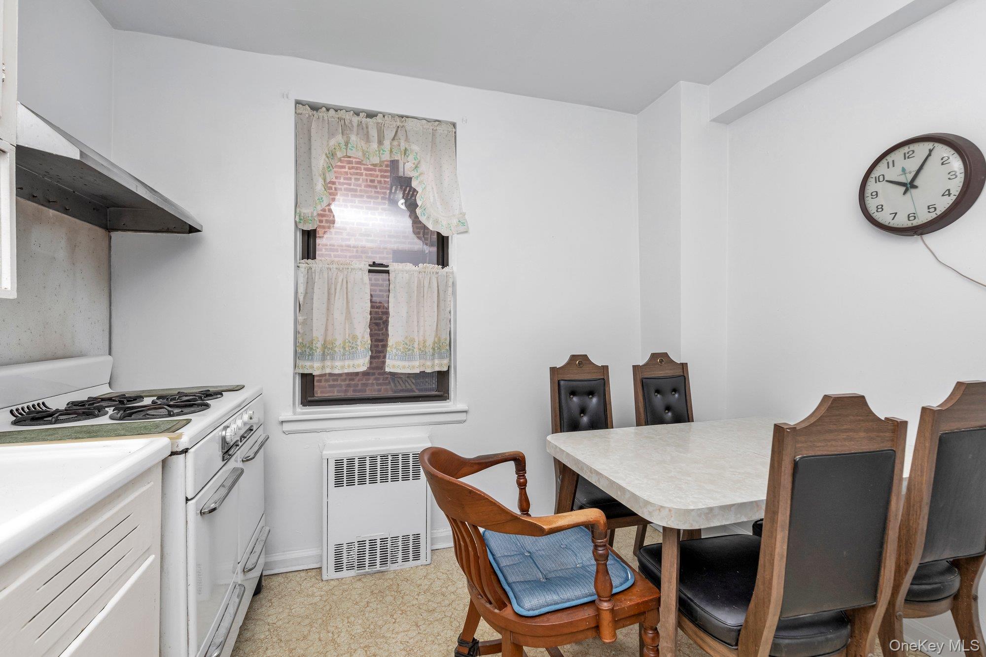 4334 Union Street Unit: 5H