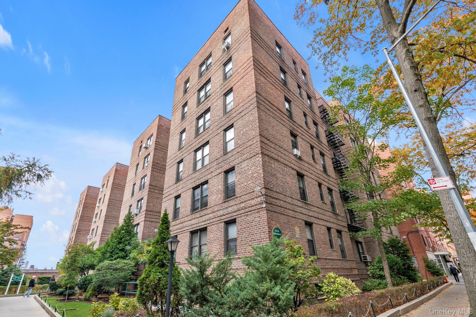 4334 Union Street Unit: 5H