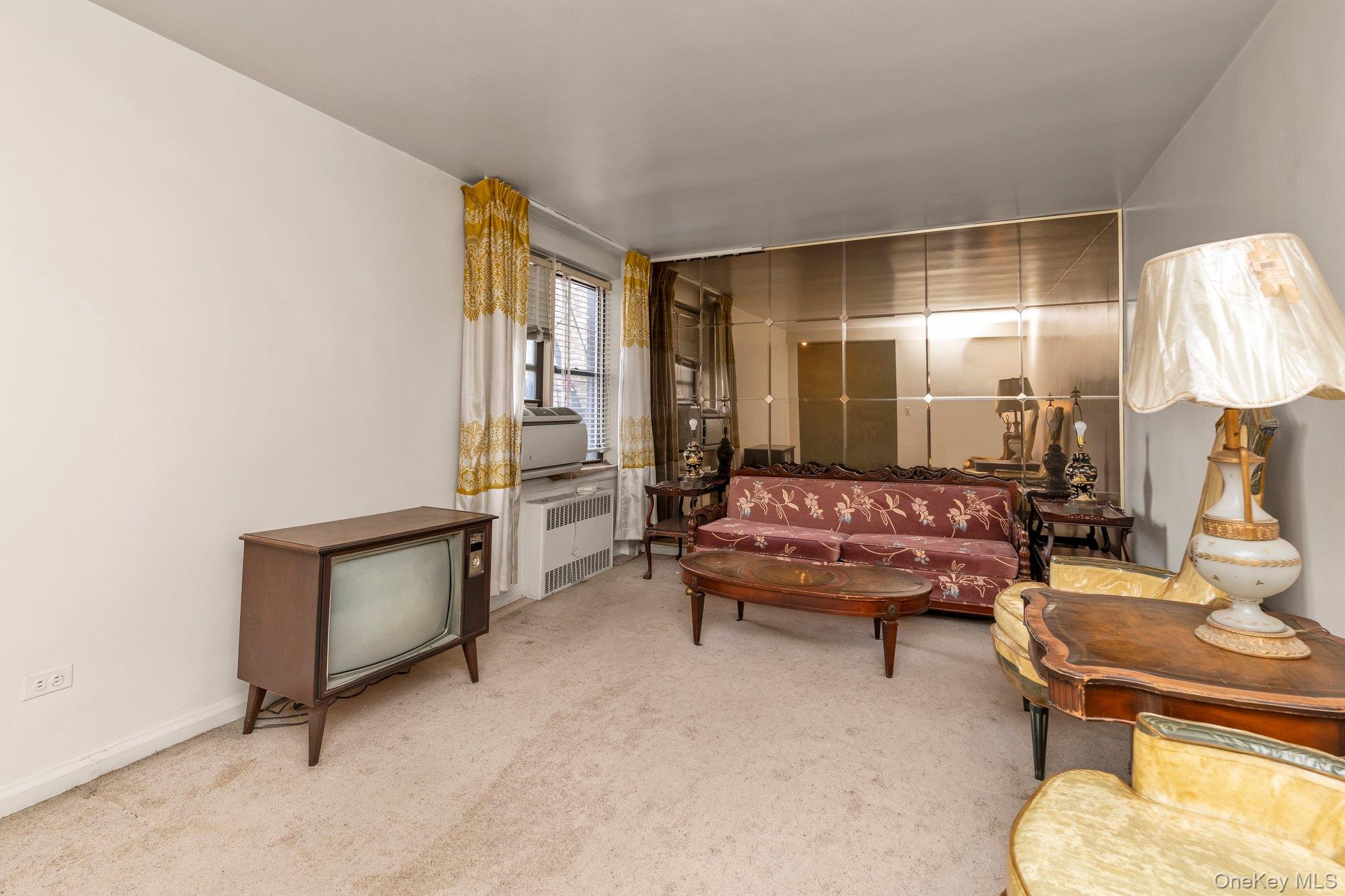 4334 Union Street Unit: 5H