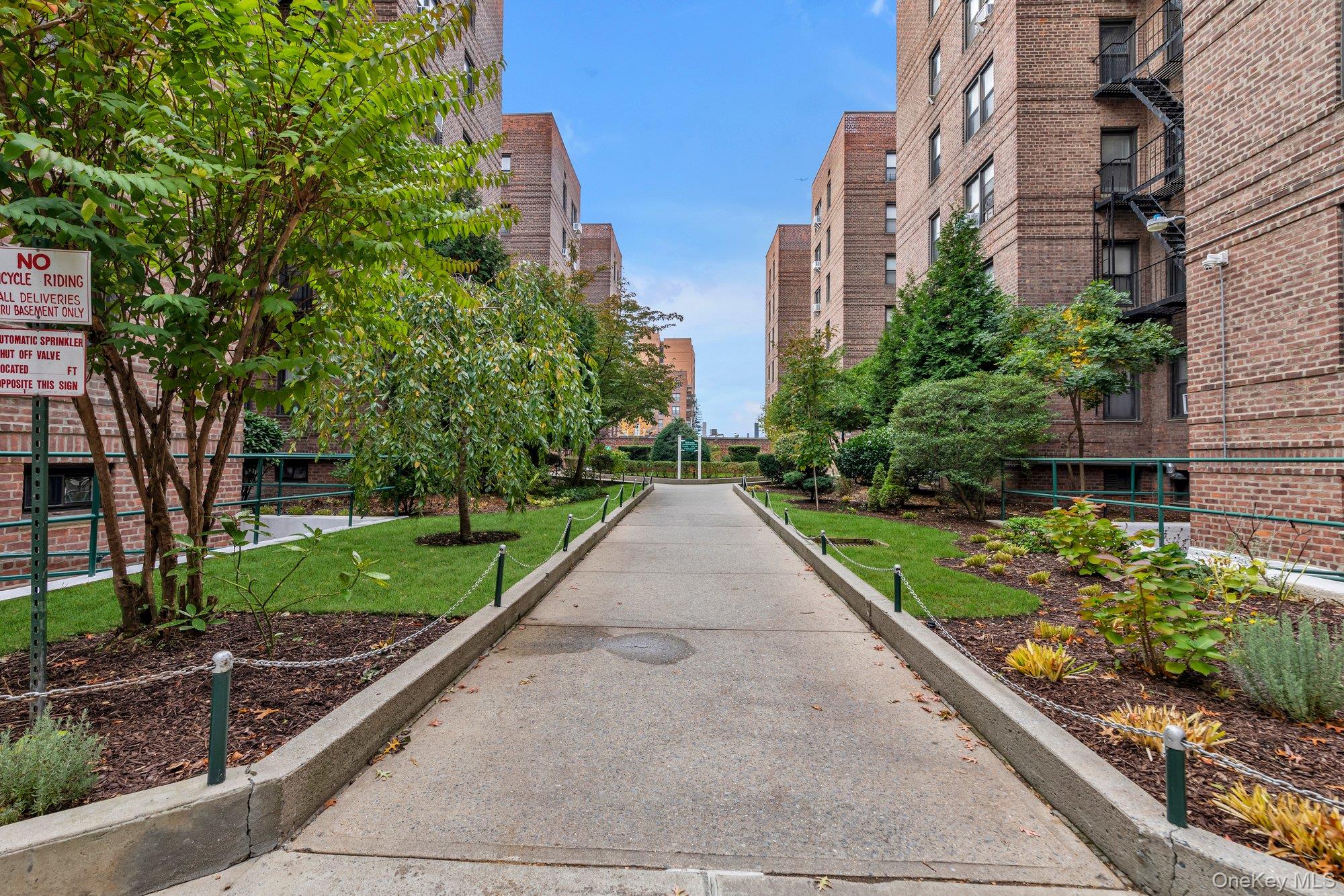 4334 Union Street Unit: 5H