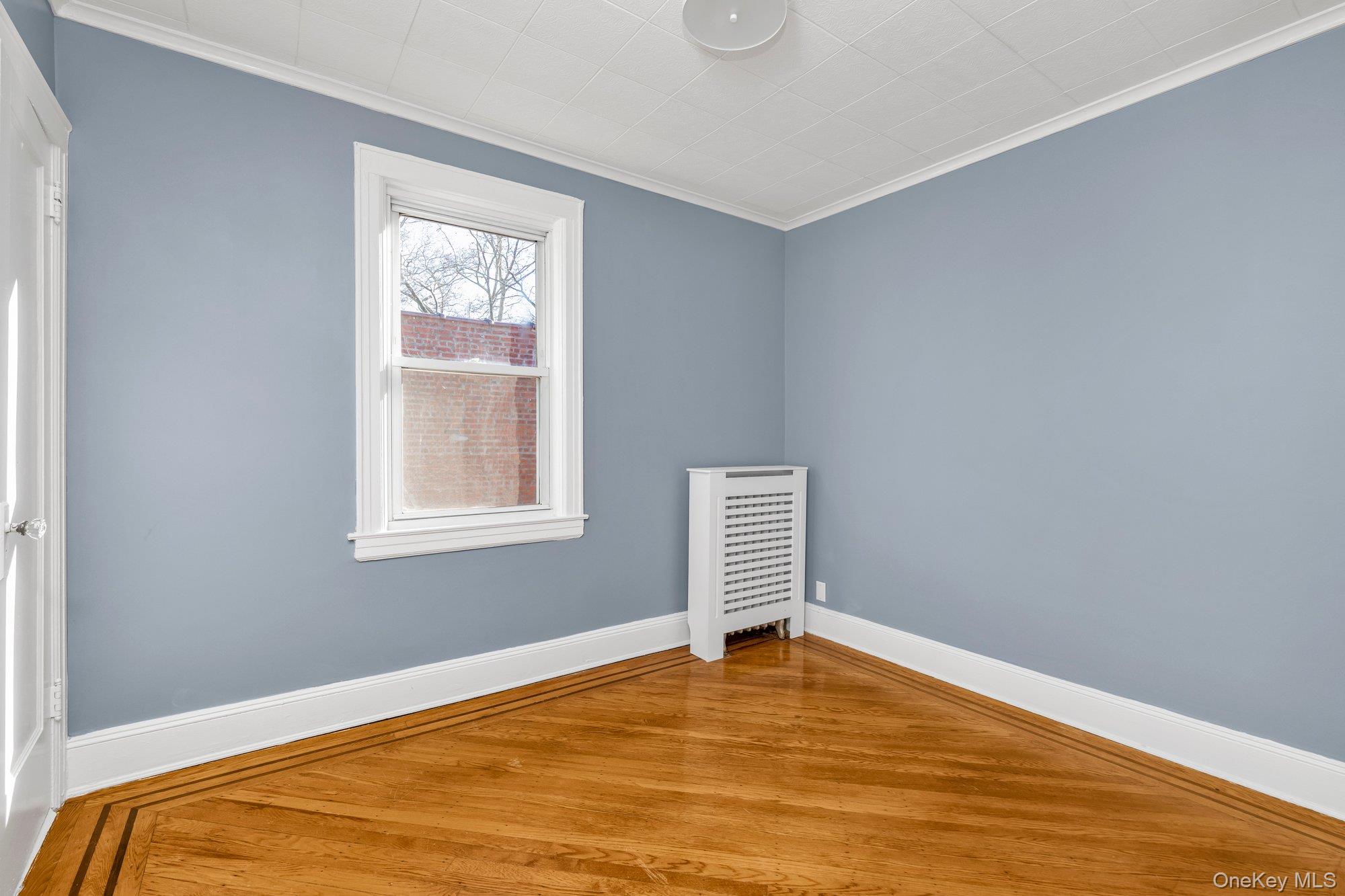 8835 Vanderveer Street